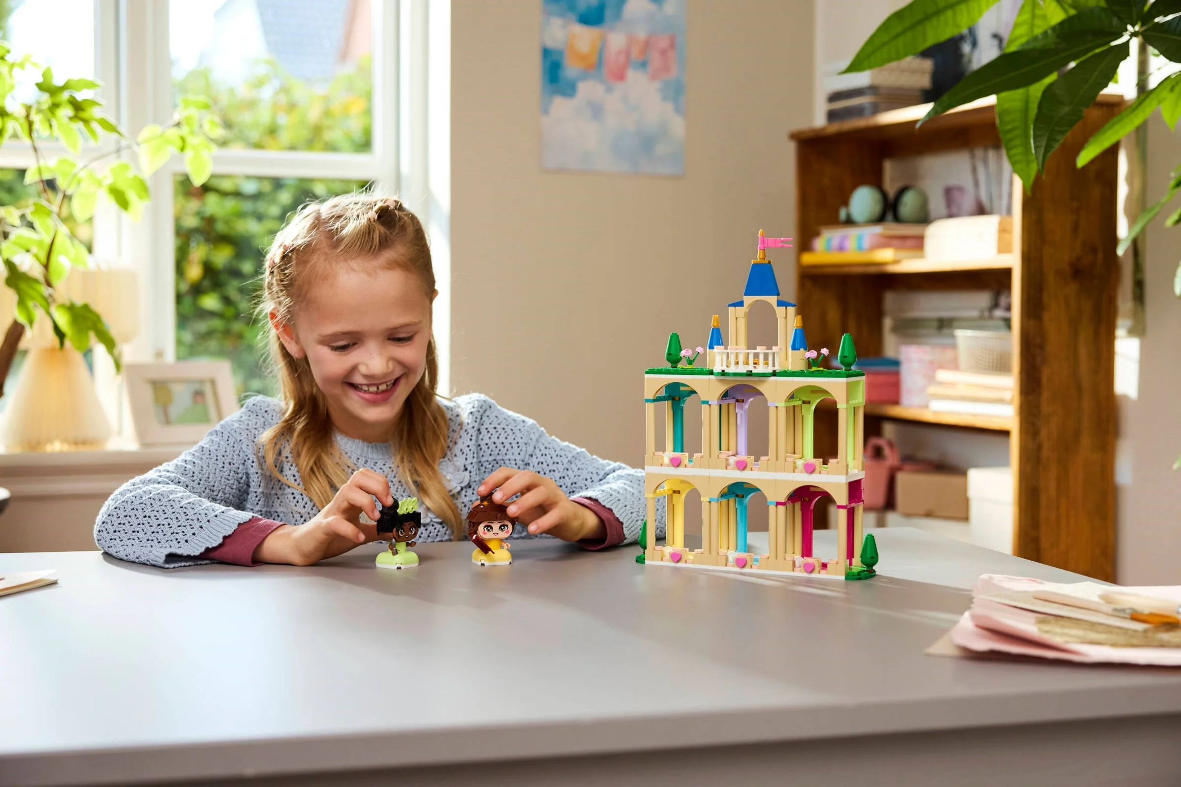 Mini Belle & Tiana with Castle - Thumbnail 9